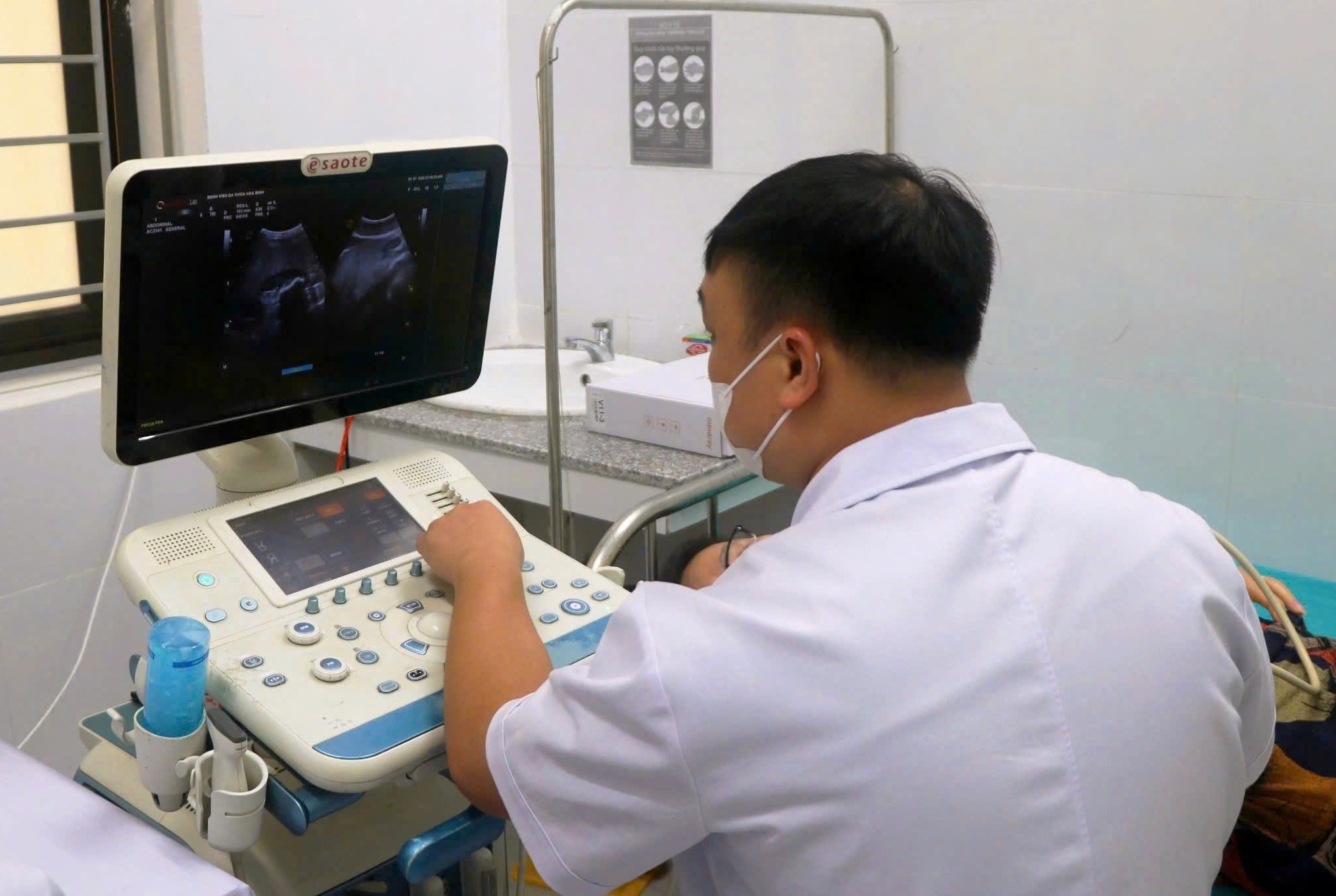 Phú Thọ ra quân khám chữa bệnh miễn phí toàn dân- Ảnh 2.