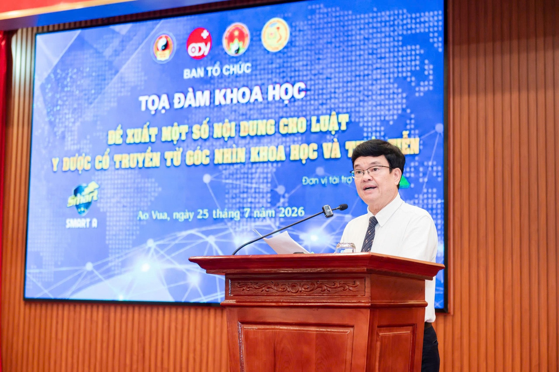Nhiều góp ý hoàn thiện hành lang pháp lý để y dược cổ truyền bứt phá- Ảnh 1.