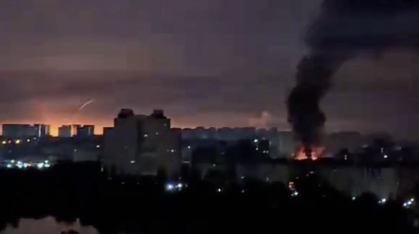Kiev Lại Hứng Chịu Một Đợt Không Kích Quy Mô Từ Nga