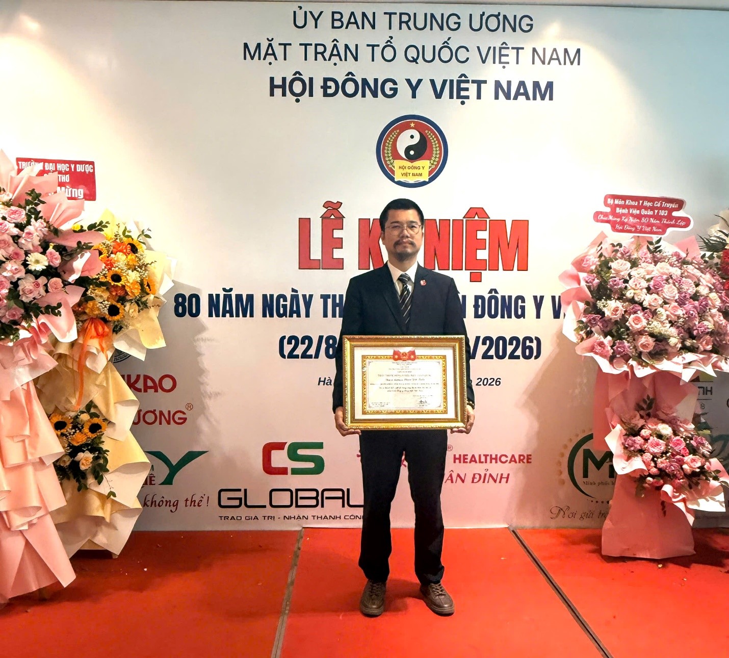 1-178721029053086175518 Lương y Phạm Đức Tuấn: Dấu ấn danh hiệu 'Thầy thuốc Đông Y tiêu biểu toàn quốc'- Ảnh 1.