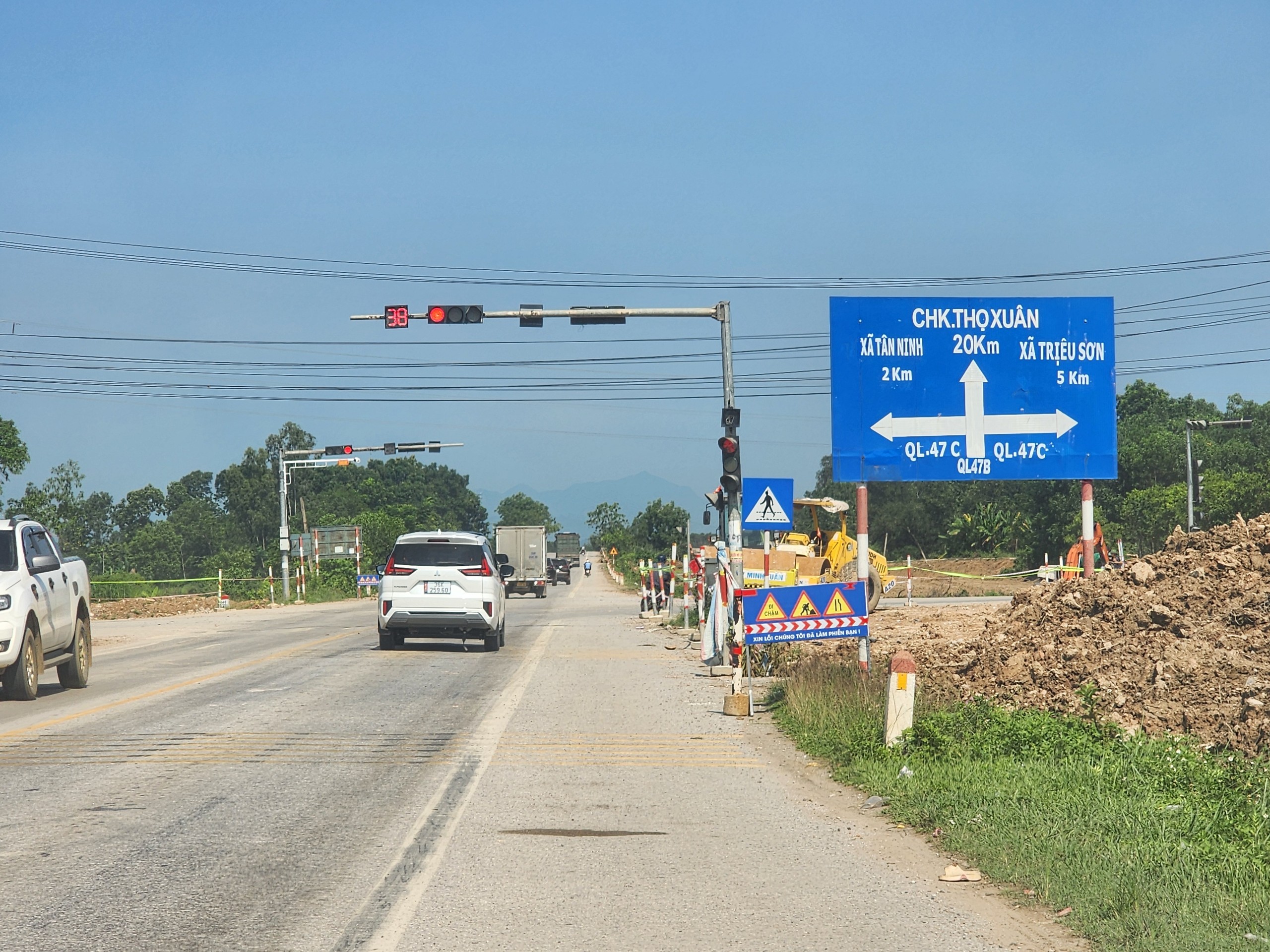 Công trường thi công đường nối Cảng hàng không Công trường thi công đường nối Cảng hàng không