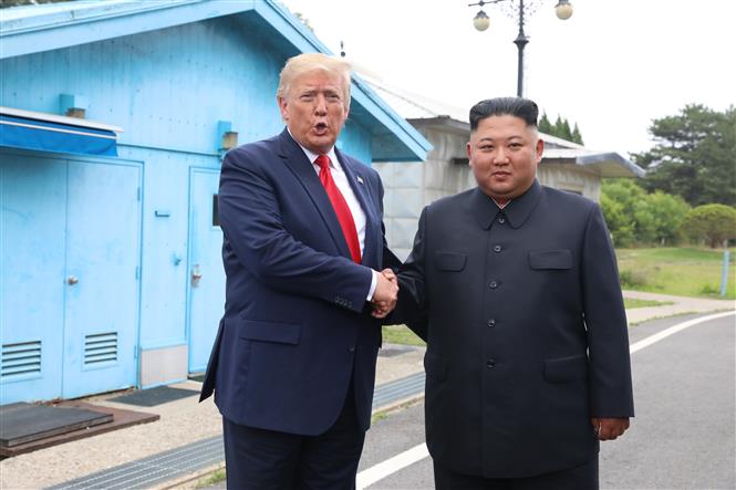 Donald Trump và Tiềm Năng Gặp Gỡ Kim Jong-un Tại Châu Á