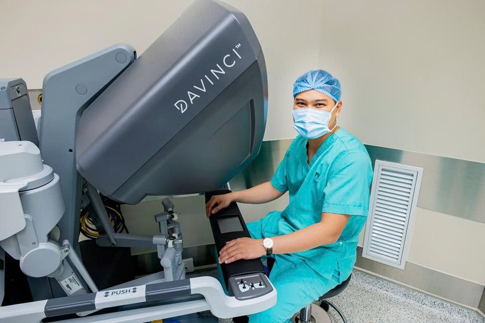 Ứng dụng robot trong phẫu thuật tiết niệu, bảo tồn 'bản lĩnh' phái mạnh- Ảnh 2.