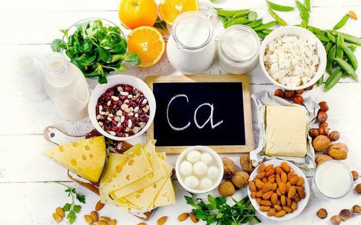 Có Nên Bổ Sung Vitamin Và Khoáng Chất Cho Phụ Nữ Sau Tuổi 50? - Ảnh 1.