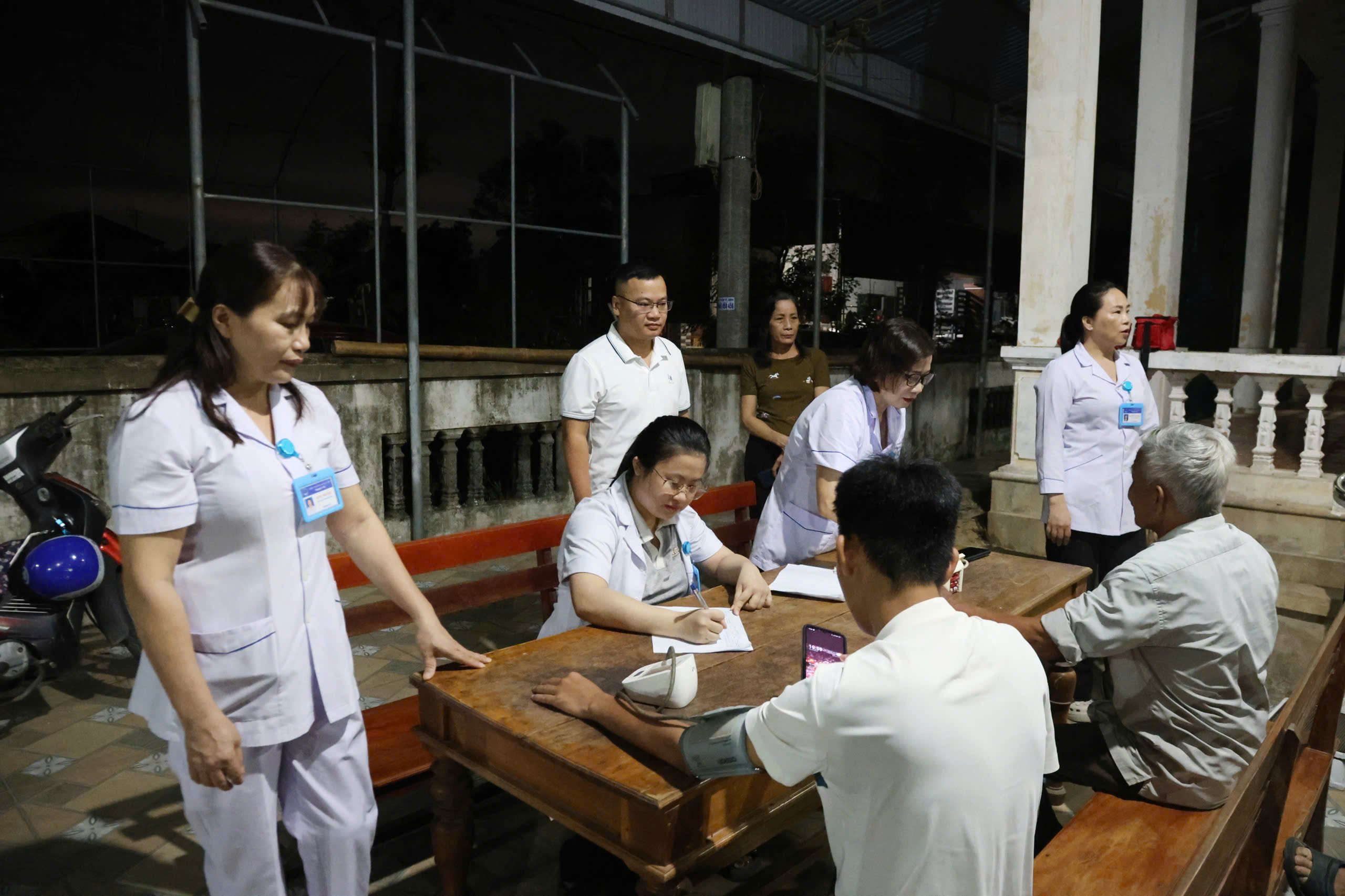 Nâng Cao Chất Lượng Chăm Sóc Sức Khỏe Qua Khám Sàng Lọc Tại Hà Tĩnh