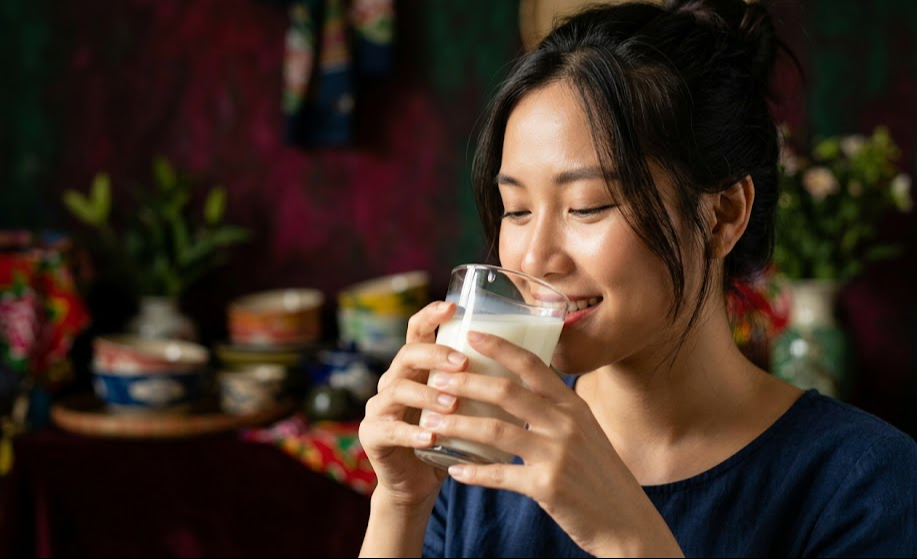 Sữa: Lợi Ích và Rủi Ro Đối Với Làn Da - Ảnh 1.