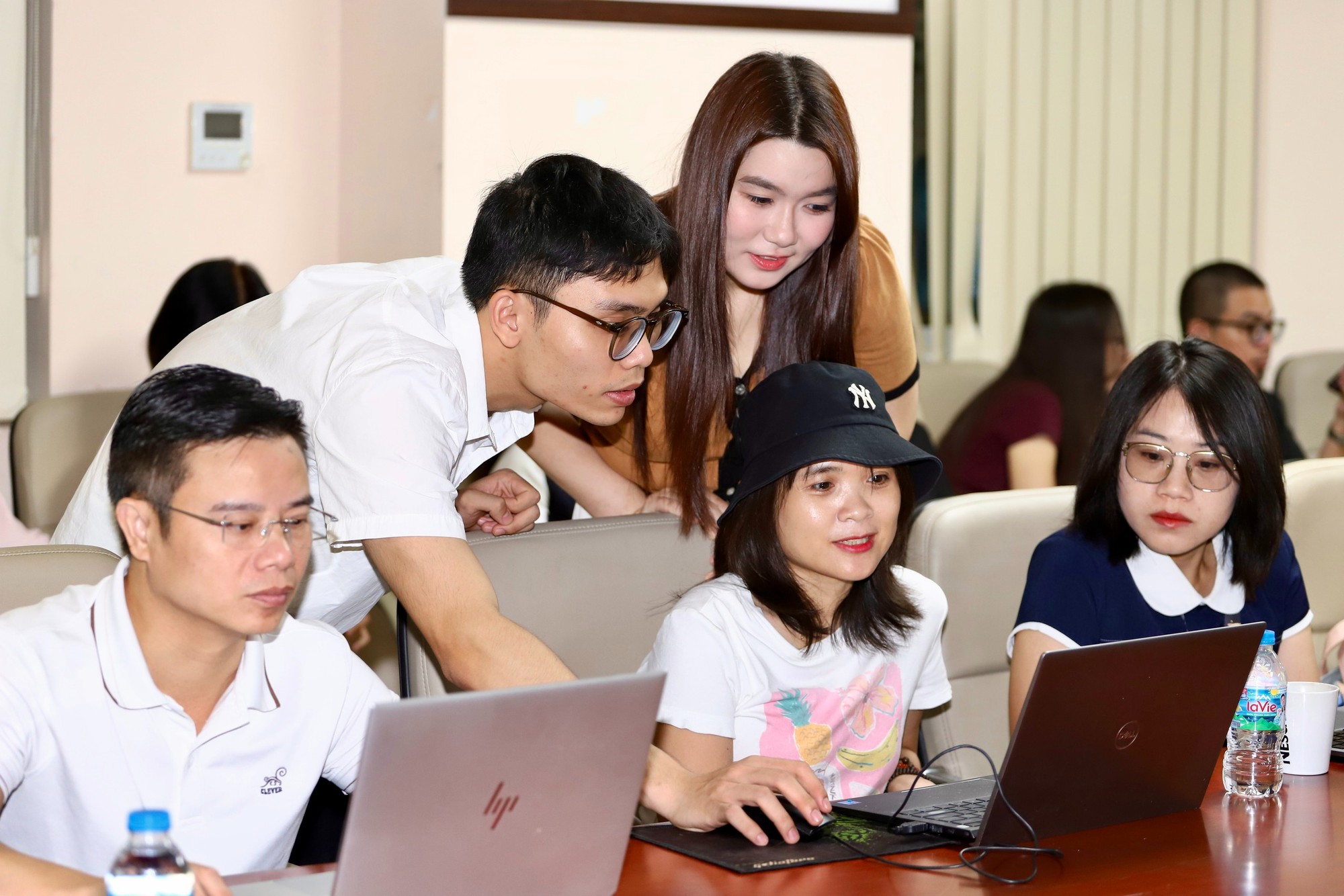 Nâng Cao Kỹ Năng Truyền Thông: Tập Huấn Sử Dụng AI Tại Báo Sức Khỏe và Đời Sống