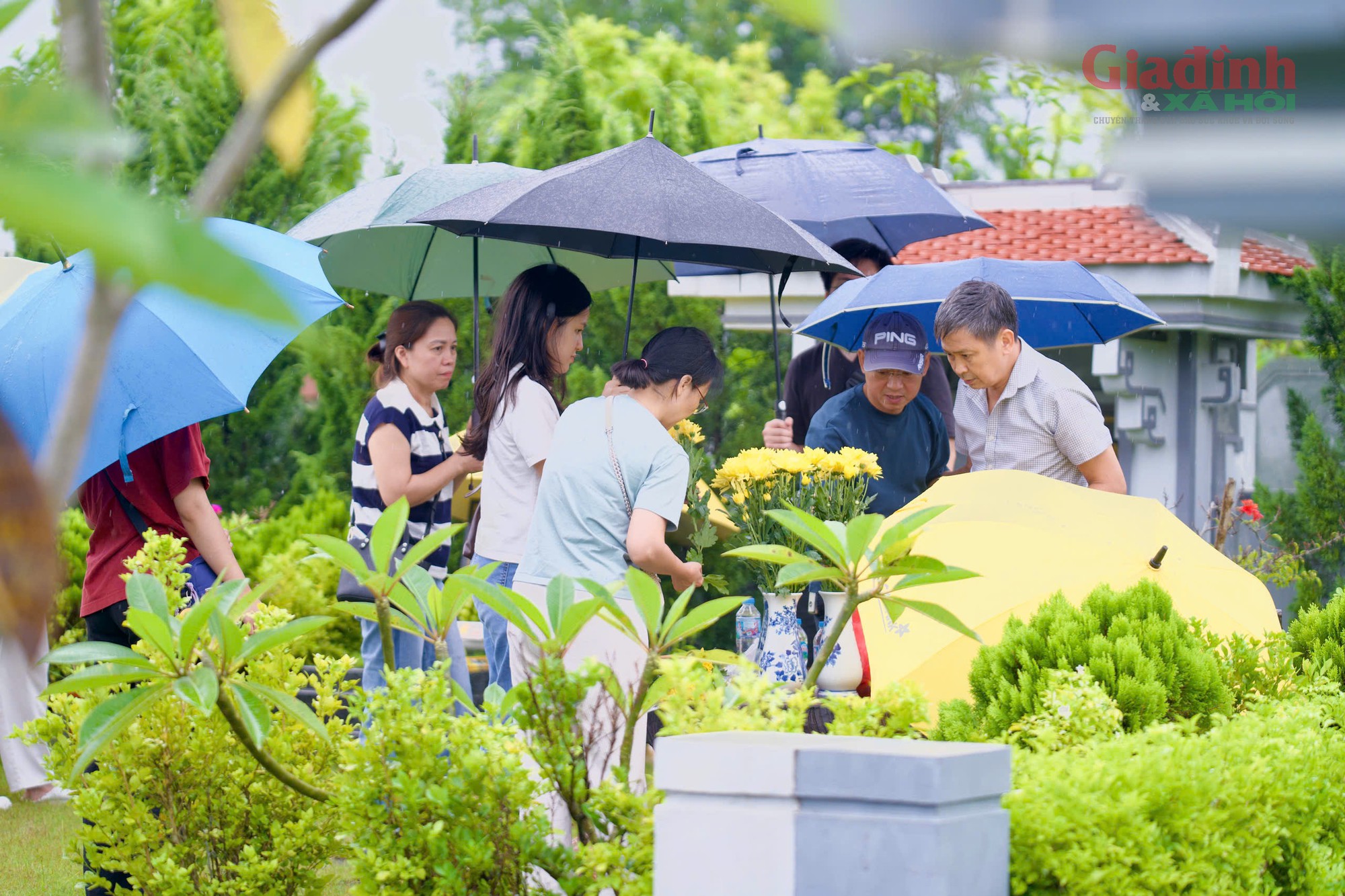 Những Câu Chuyện Cảm Động Trong Lễ Vu Lan Của Người Cao Tuổi Tại Hà Nội