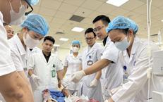Bác Sĩ Cứu Sản Phụ Gặp Biến Chứng Nghiêm Trọng Trong Thai Kỳ