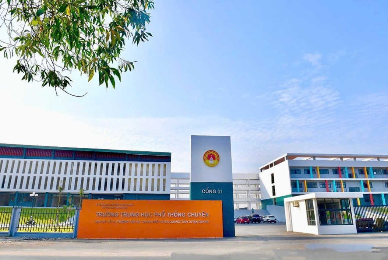 Giám Sát Độc Lập Quy Trình Thi Tốt Nghiệp Tại Trường Chuyên Tuyên Quang