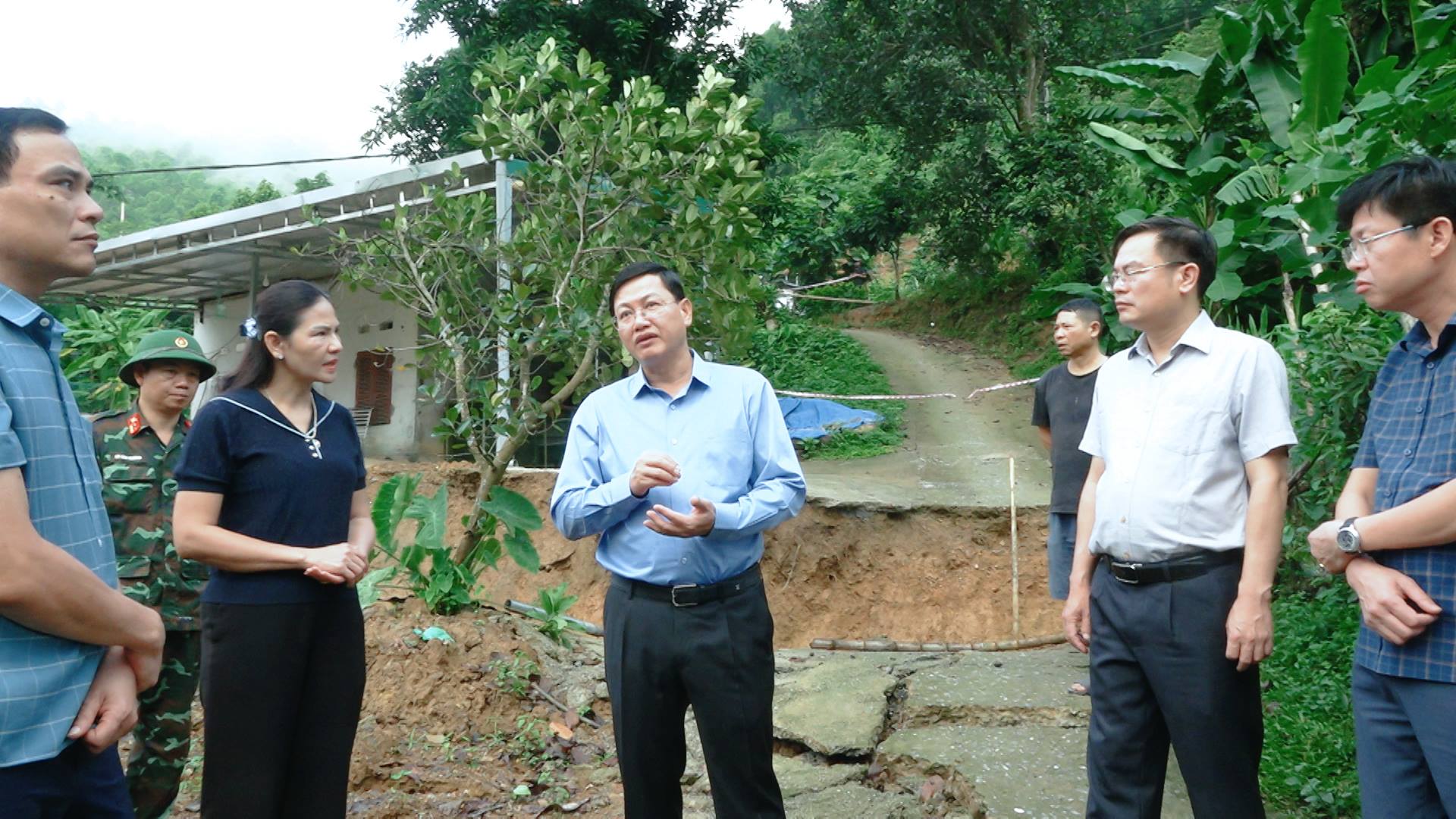 Cảnh Báo Nguy Cơ Sạt Lở Tại Xã Quan Sơn: Hàng Chục Hộ Dân Bị Đe Dọa
