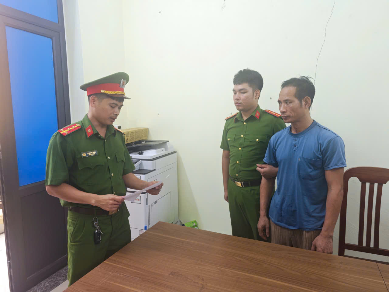 Nguyễn Văn Hướng: Tội Phạm Gây Rối Trật Tự Tại Phú Thọ
