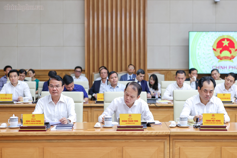 Định Hướng Mới Trong Chính Sách Ngân Hàng Của Thủ Tướng Lê Minh Hưng