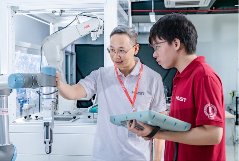 Tăng Cường Đầu Tư Nhà Nước Cho Nhiệm Vụ Công Nghệ Chiến Lược