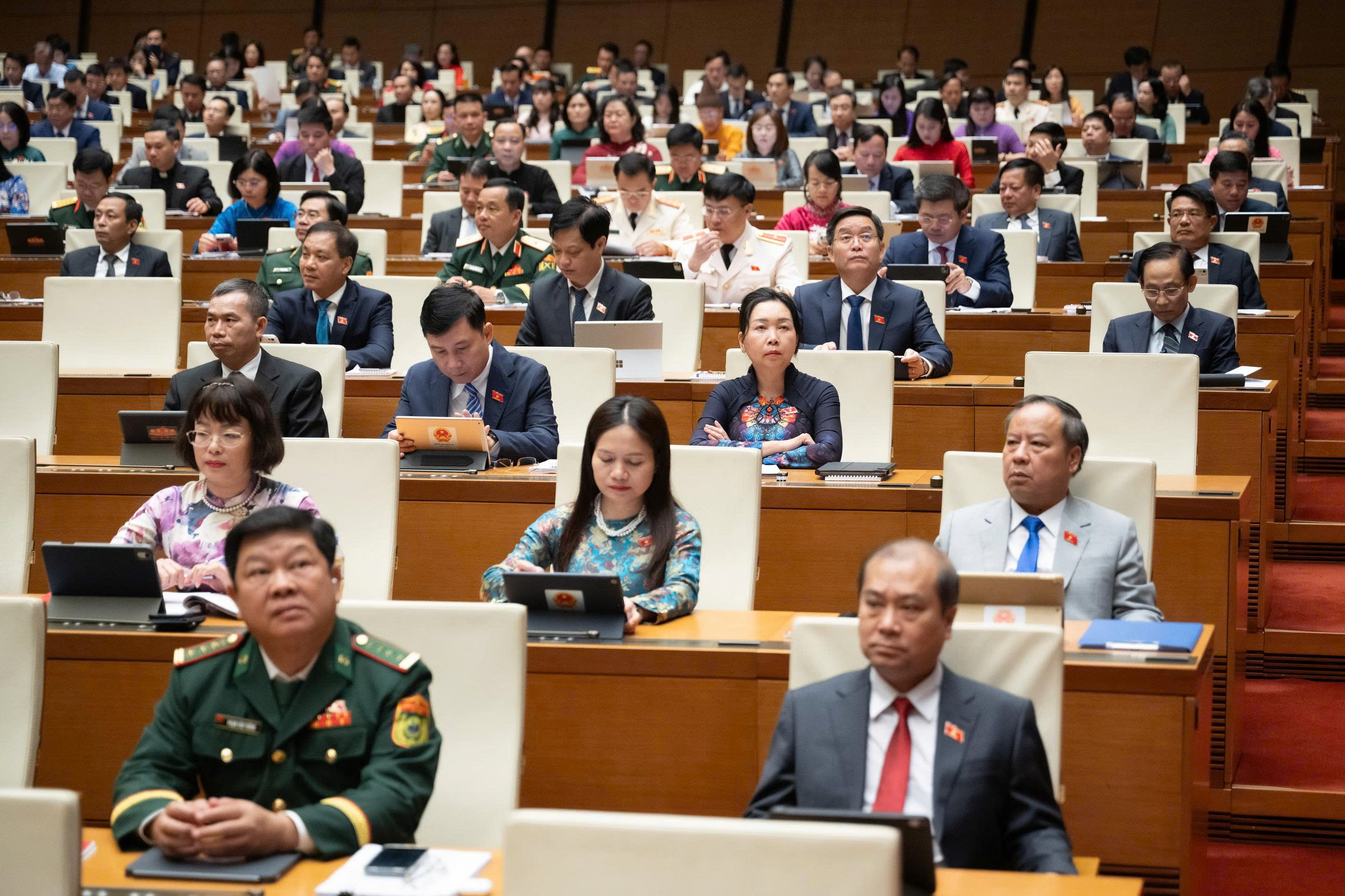 Đề xuất người mua, bán hàng xuyên biên giới qua thương mại điện tử phải xác thực định danh điện tử - Ảnh 2.