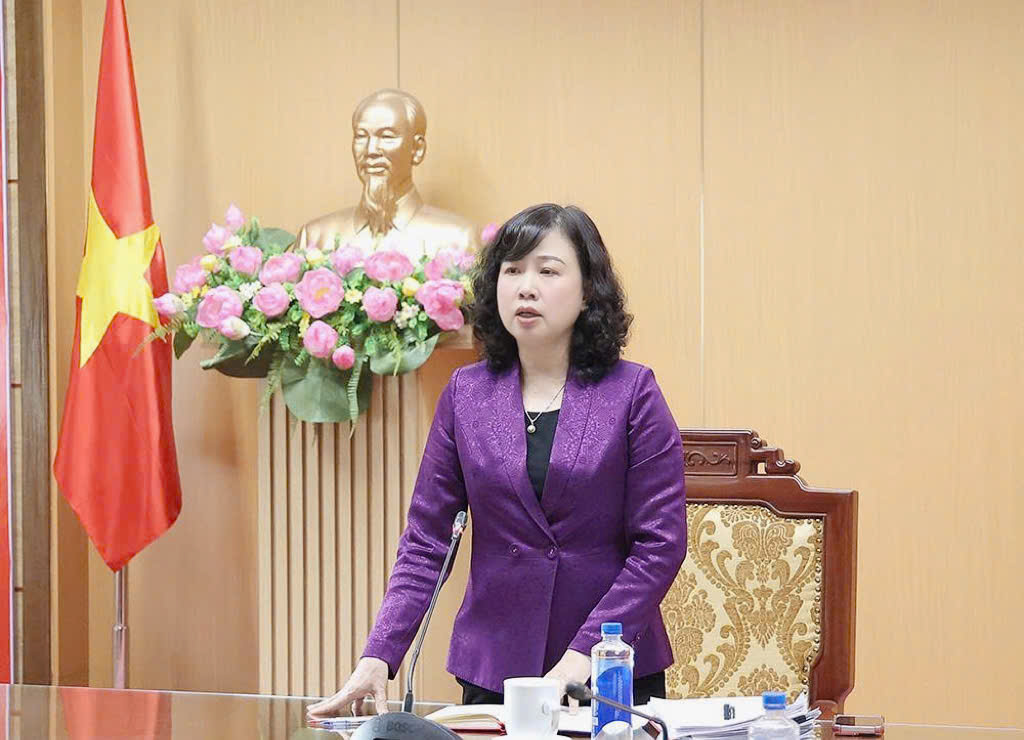 Khẩn Trương Hoàn Thành Hồ Sơ Dự Án Luật Y Tế Quan Trọng