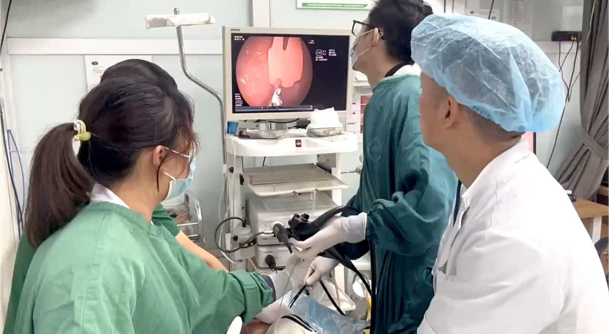 Nguy Cơ Từ Việc Trẻ Nhỏ Nuốt Dị Vật: Tình Huống Cần Lưu Ý