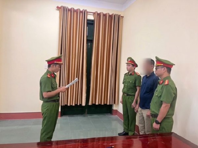 Khởi Tố Hai Quan Chức Liên Quan Đến Ô Nhiễm Môi Trường Tại Quảng Ngãi