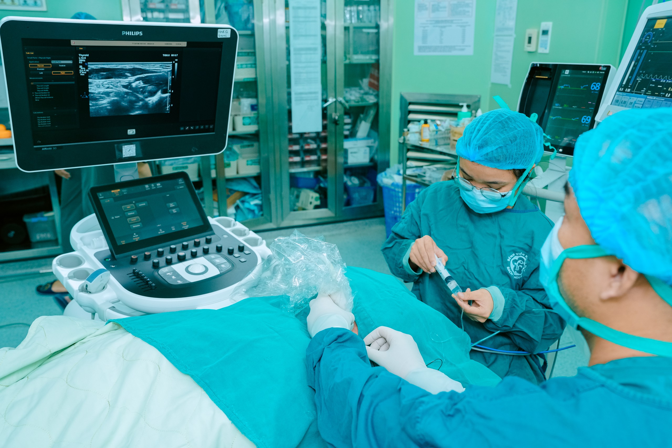 Bệnh viện Bạch Mai kỷ niệm 500 ca phẫu thuật động mạch cảnh, hướng tới chương trình vascular đột phá