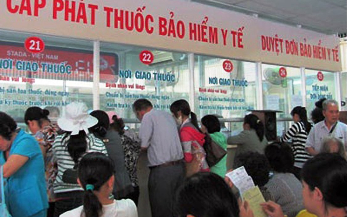 Chính Sách BHYT Mới: Giải Quyết Khó Khăn Cho Người Nghỉ Hưu