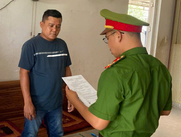 edit-co-quan-csdt-cong-an-tinh-khanh-hoa-tong-dat-quyet-dinh-khoi-to-bi-can-doi-voi-nguyen-thanh-binh-anh-cakh-1785575797778619444413 Khởi tố hai chủ cơ sở sản xuất cà phê Chồn giả ở Khánh Hòa - Ảnh 3.