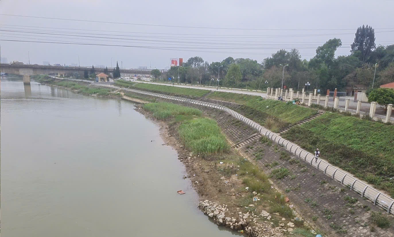 Thanh Hóa Ra Soát và Bảo Vệ Các Vị Trí Đê Điều Quan Trọng - Ảnh 2.
