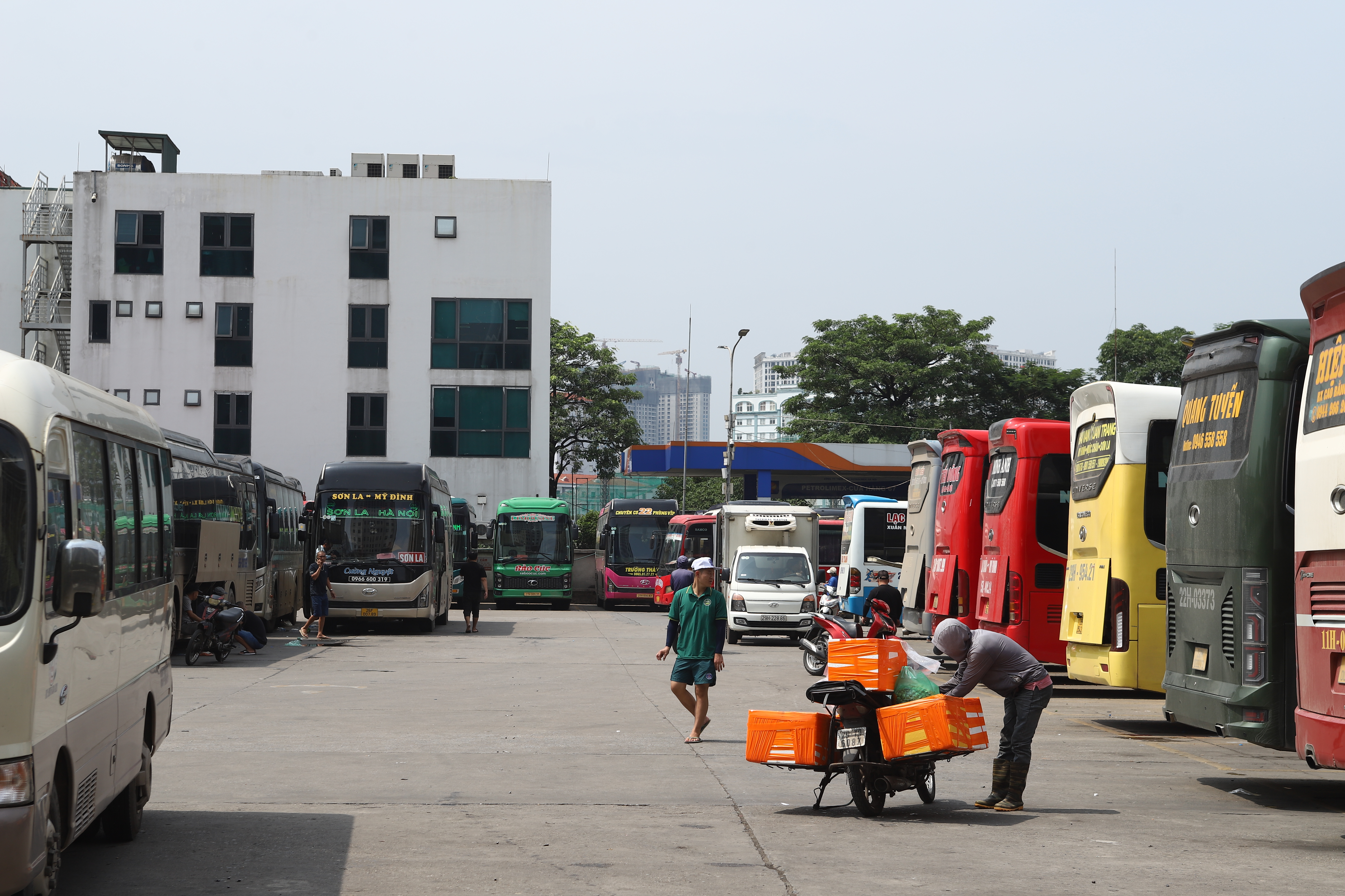 img3893-1787040748392679401080 Chuẩn bị lễ 2/9 tại Hà Nội - Ảnh 4.