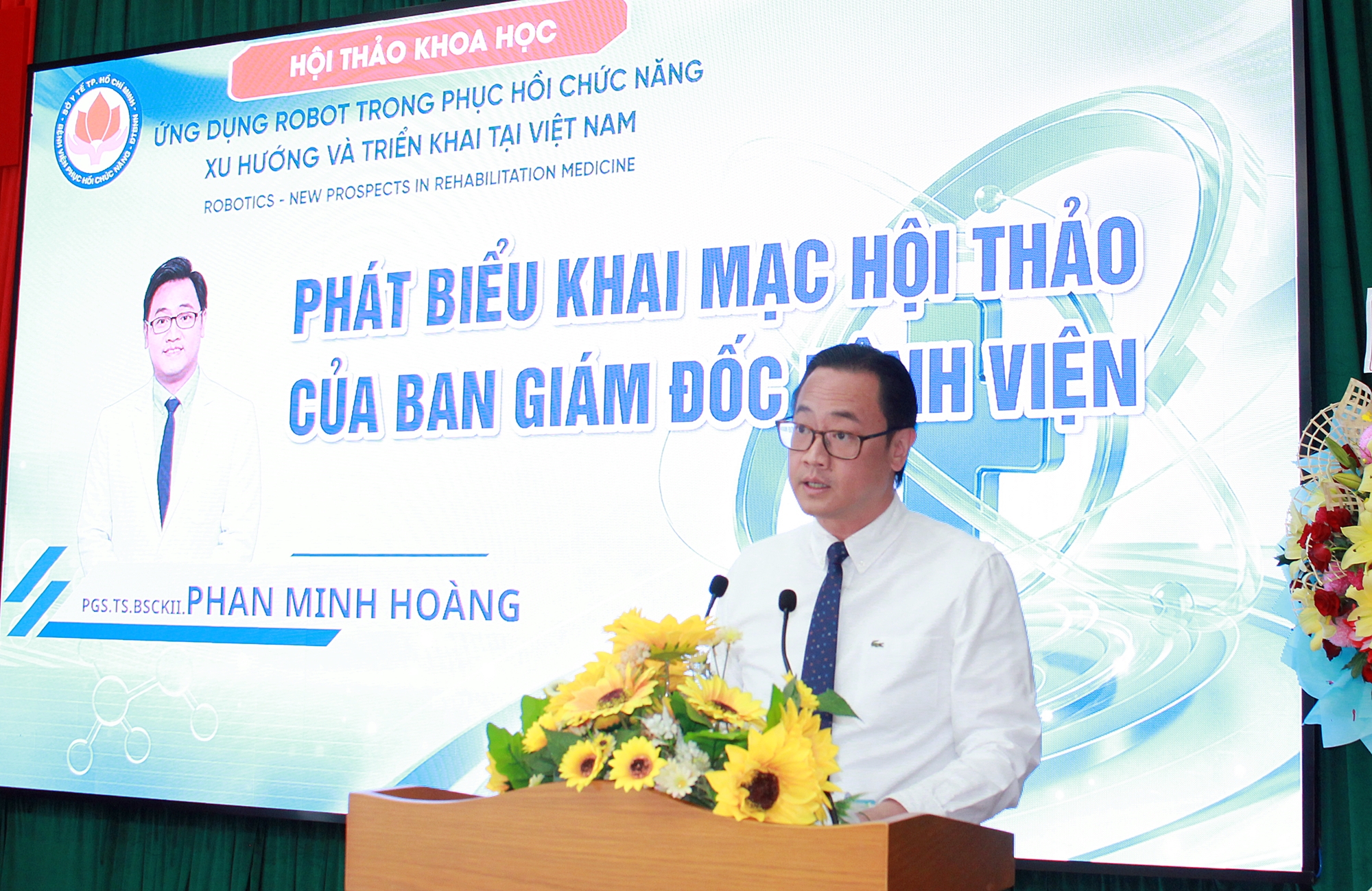 img5752-17867059083191568852246 Robot phục hồi chức năng: Mở triển vọng mới đến người bệnh - Ảnh 3.
