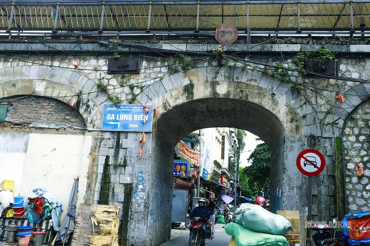 Khôi Phục Vẻ Đẹp Cổ Kính Của Vòm Cầu Đá Hà Nội