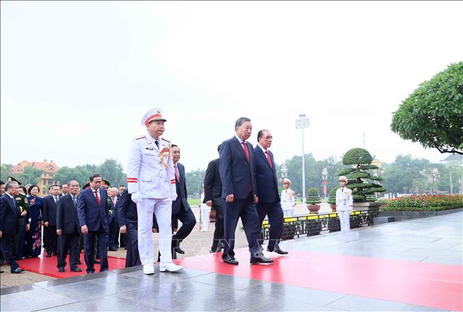 Hành Trình Tưởng Niệm Chủ Tịch Hồ Chí Minh - Ảnh 3.