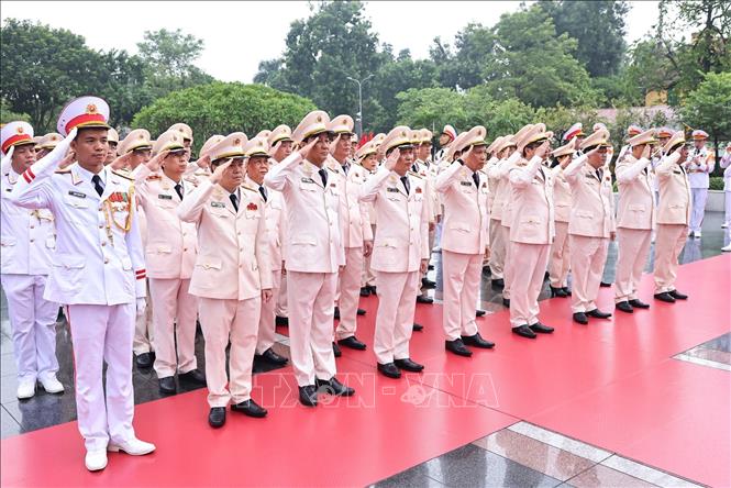 Hành Trình Tưởng Niệm Chủ Tịch Hồ Chí Minh - Ảnh 6.