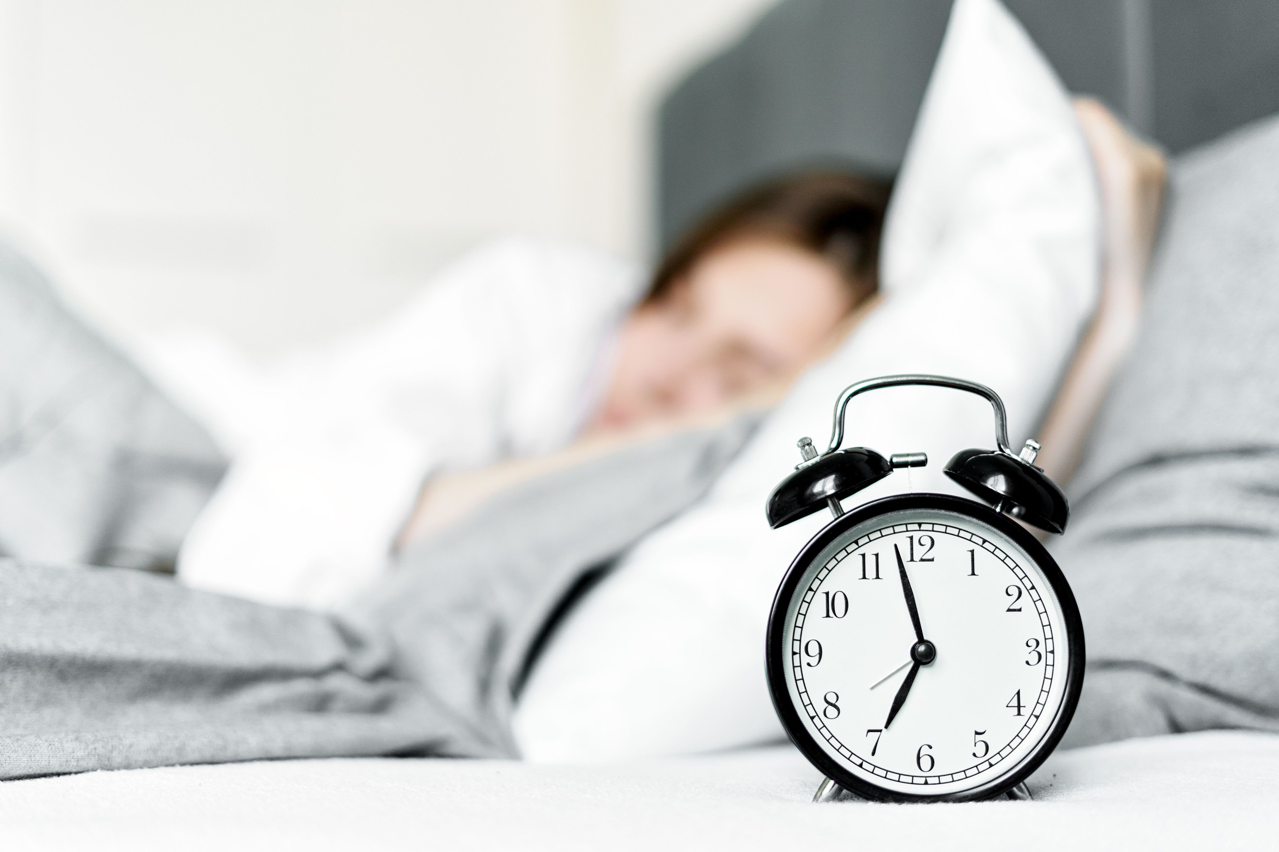 Giấc Ngủ Thông Thường: 8 Giờ Có Phải Là Đáp Án Đúng Đắn?- Ảnh 1.