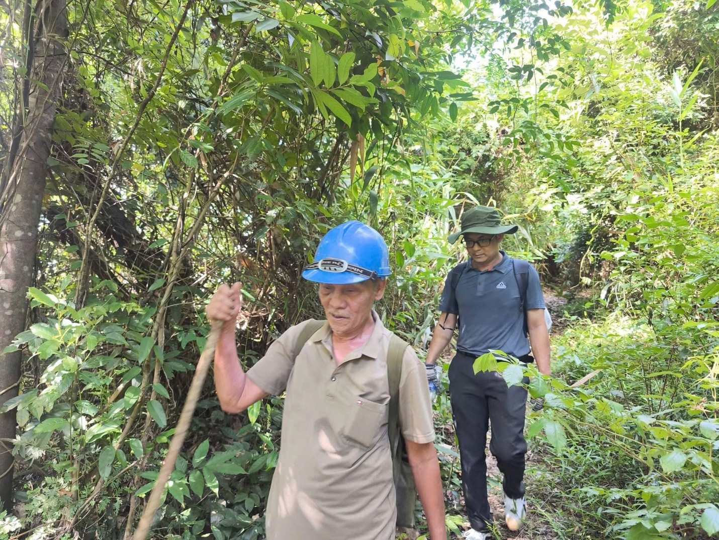 Cựu binh dẫn đường tìm hài cốt đồng đội Cựu binh dẫn đường tìm hài cốt đồng đội