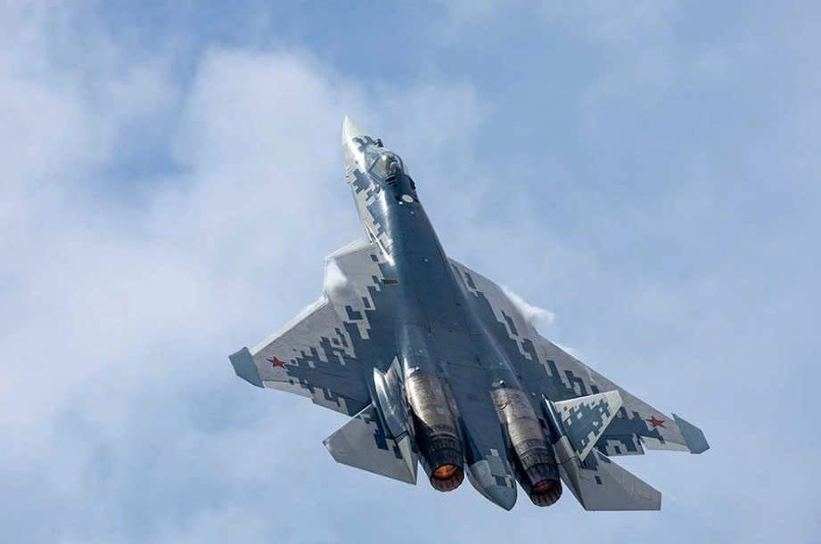 su-57-17857249289191898596517 Tiêm kích Su-57 Nga lập chiến công không chiến đầu tiên tại Ukraine- Ảnh 1.