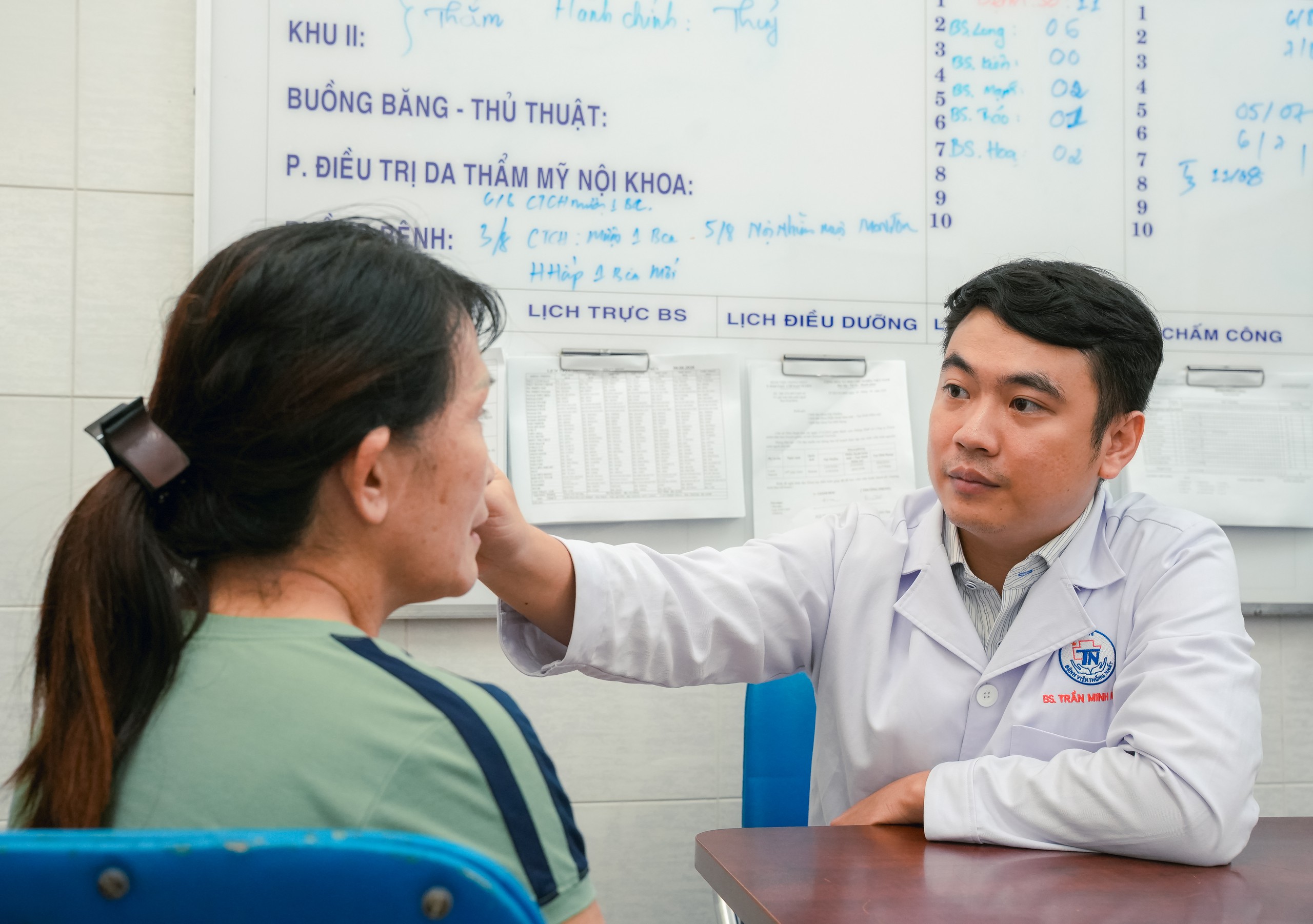 Phẫu thuật thẩm mỹ tại cơ sở làm đẹp, người phụ nữ tai biến nặng - Ảnh 1.