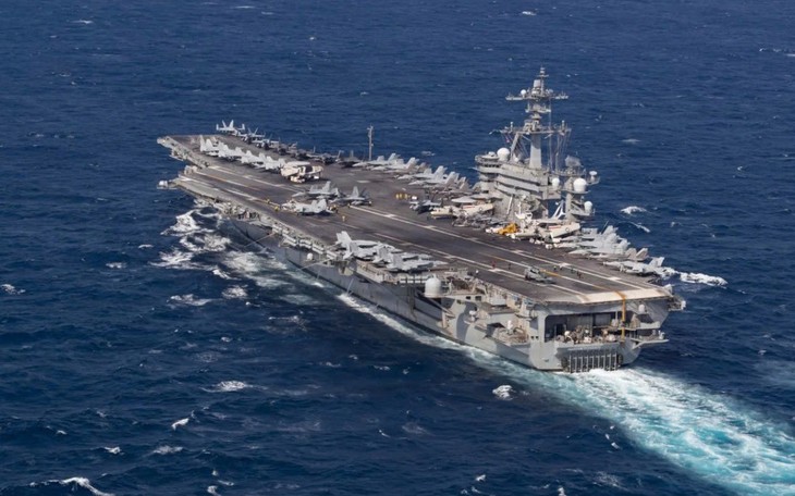 Cuộc Chiến Giữa Hai Siêu Tàu Sân Bay: Nimitz và Liaoning