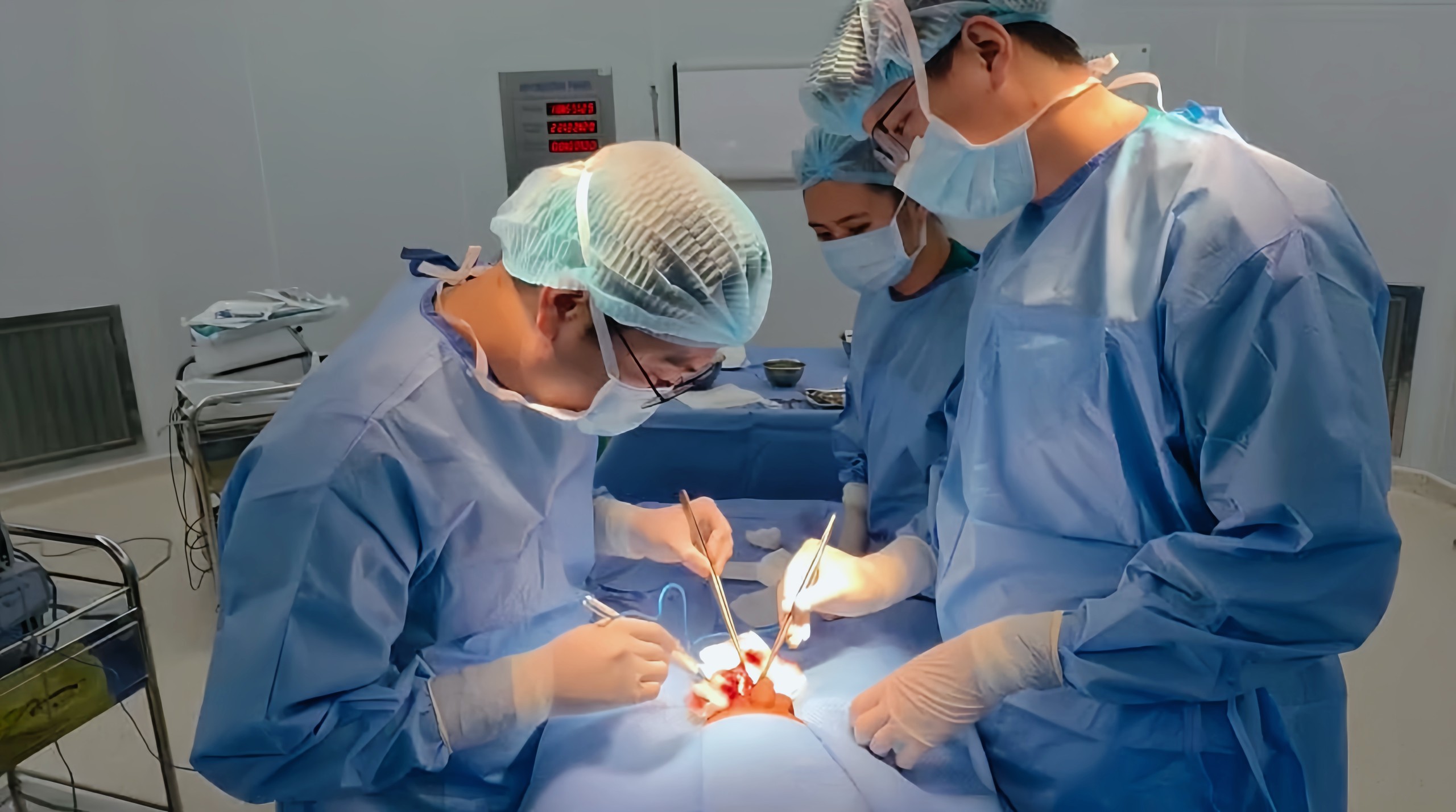 Cách Cấp Cứu Kịp Thời Cho Trẻ Em Bị Chấn Thương Sinh Dục Sau Tai Nạn Xe Đạp