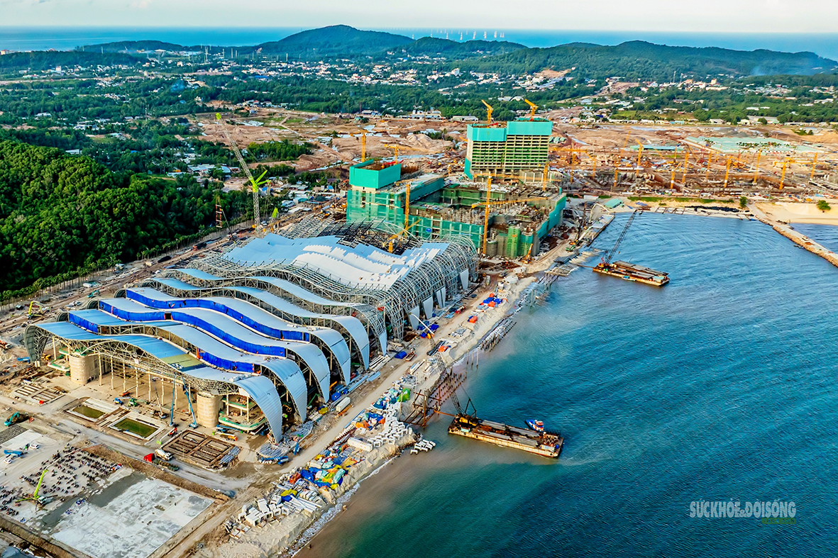 to-hop-apec-2027-ben-bo-bien-phu-quuc-thay-doi-ngoan-muc3-1785889496238415211660 Diện mạo mới của tổ hợp APEC 2027 tại Phú Quốc - Ảnh 3.