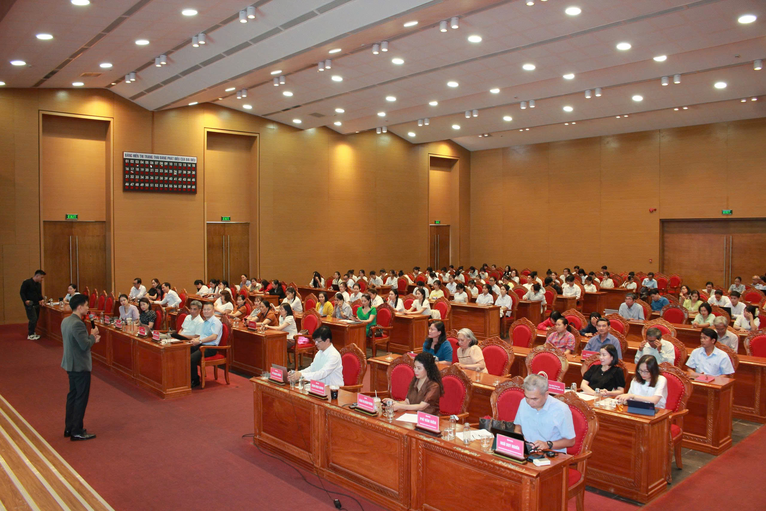 Hai cấp chính quyền, một yêu cầu bức thiết: Không để 'đứt gãy' thông tin y tế- Ảnh 3.