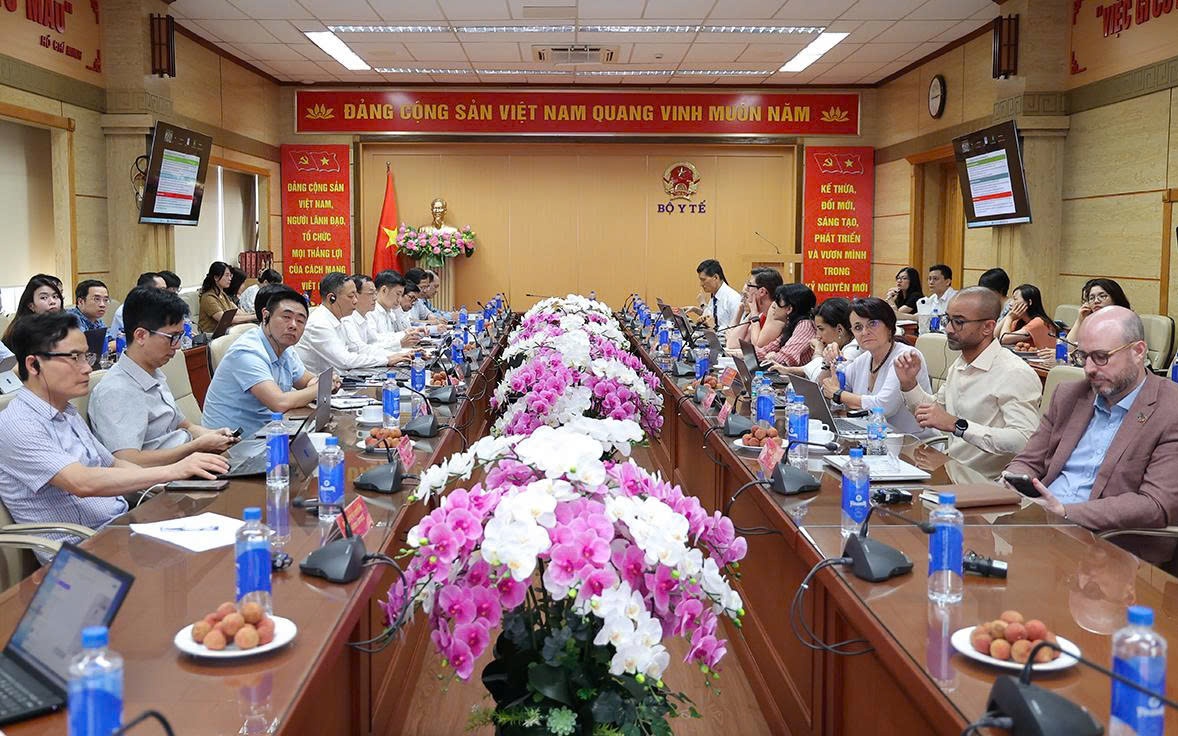 Đẩy Mạnh Quản Lý Thuốc và Vắc Xin Tại Việt Nam: Cập Nhật Sau Đánh Giá của WHO