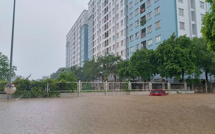 Cảnh Báo Mưa Dông Tại Hà Nội: Nguy Cơ Rủi Ro Tăng Cao