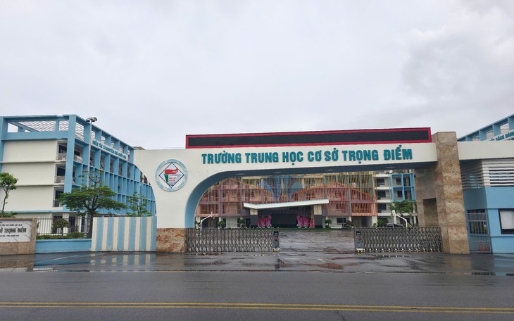 Quảng Ninh khai trương xe buýt điện miễn phí đưa đón học sinh đến trường- Ảnh 5.