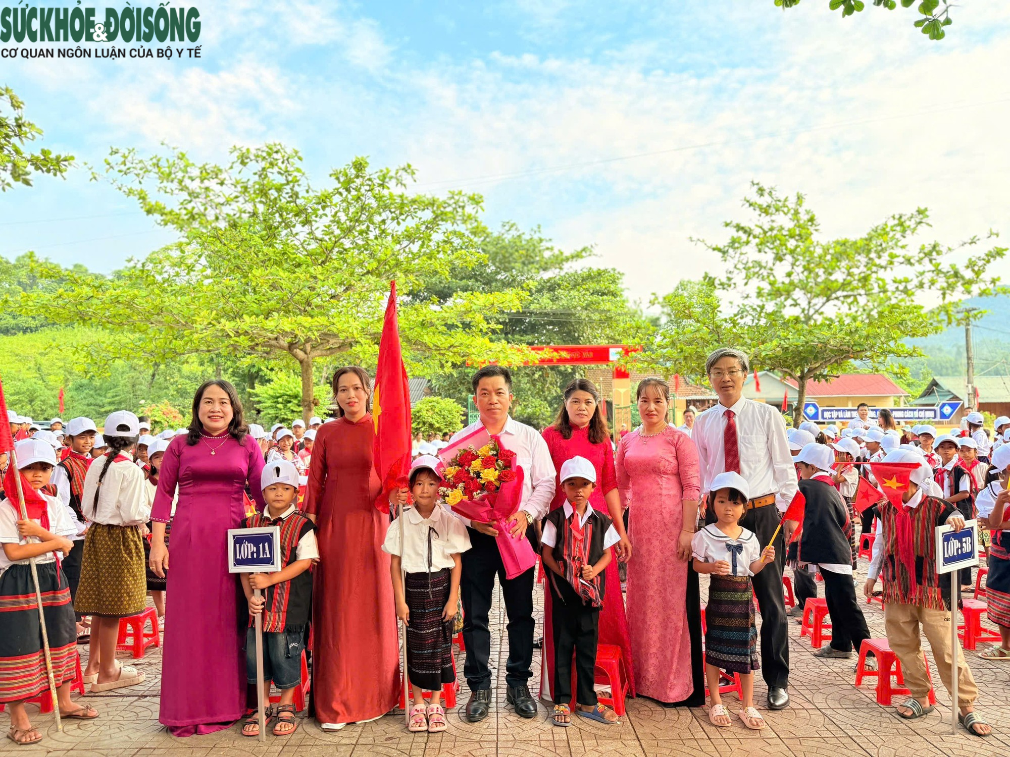 Học sinh từ đảo xa đến vùng biên viễn Quảng Trị mừng ngày tựu trường- Ảnh 4.