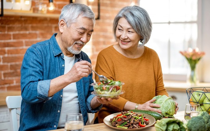 5 nhóm thực phẩm cản trở hấp thu sắt làm tăng tình trạng thiếu máu - Ảnh 3.