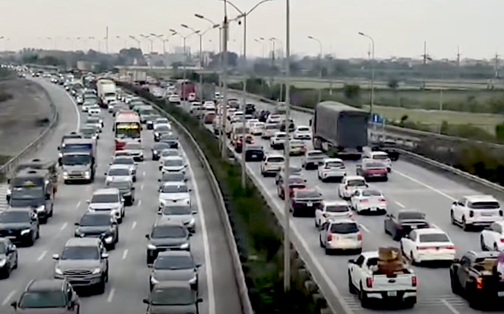 Đảm Bảo An Toàn Giao Thông Trên Cao Tốc - Ảnh 2.