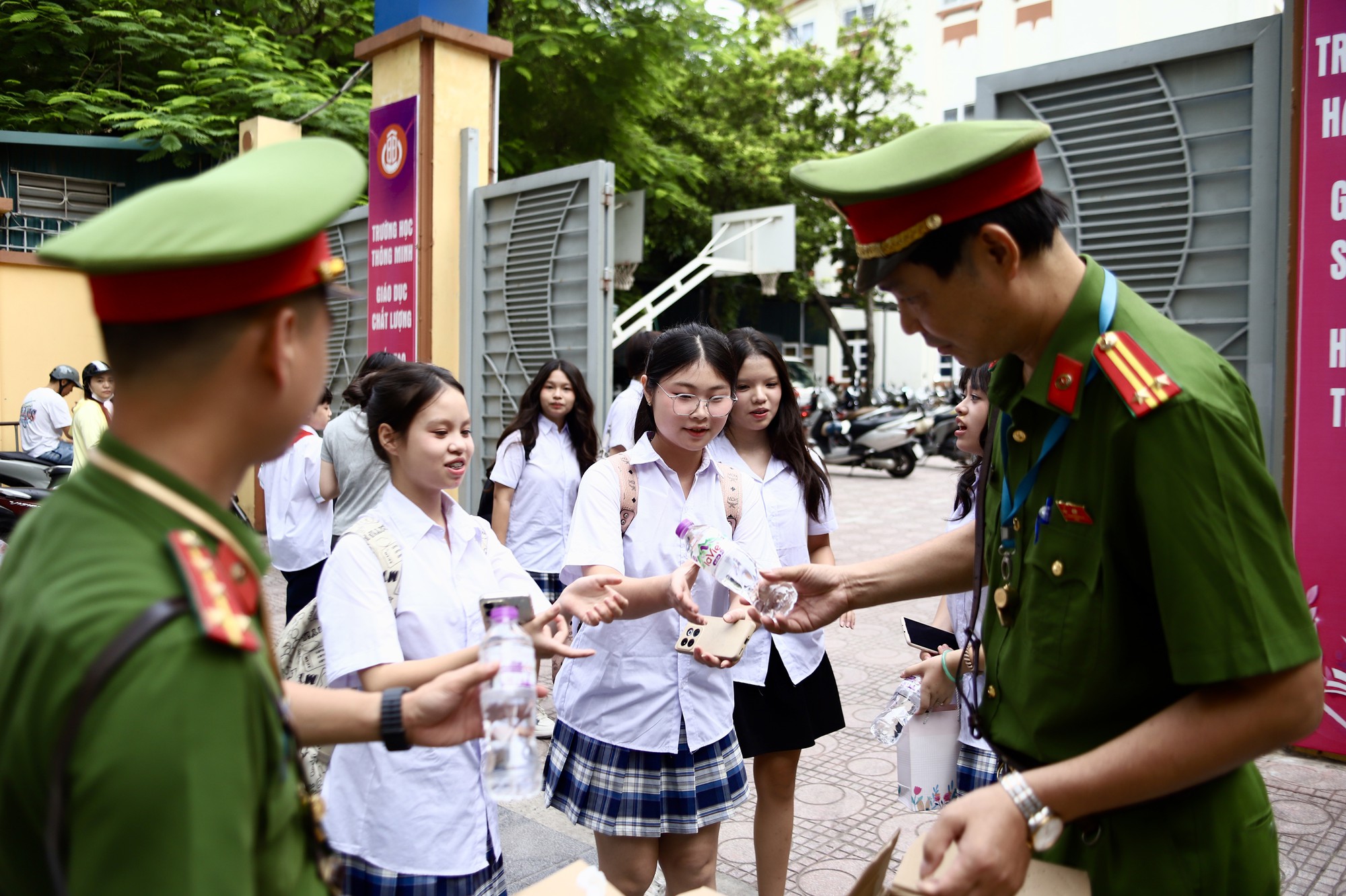 Bản đồ phân luồng giao thông khi hơn 2,3 triệu học sinh Hà Nội dự khai giảng