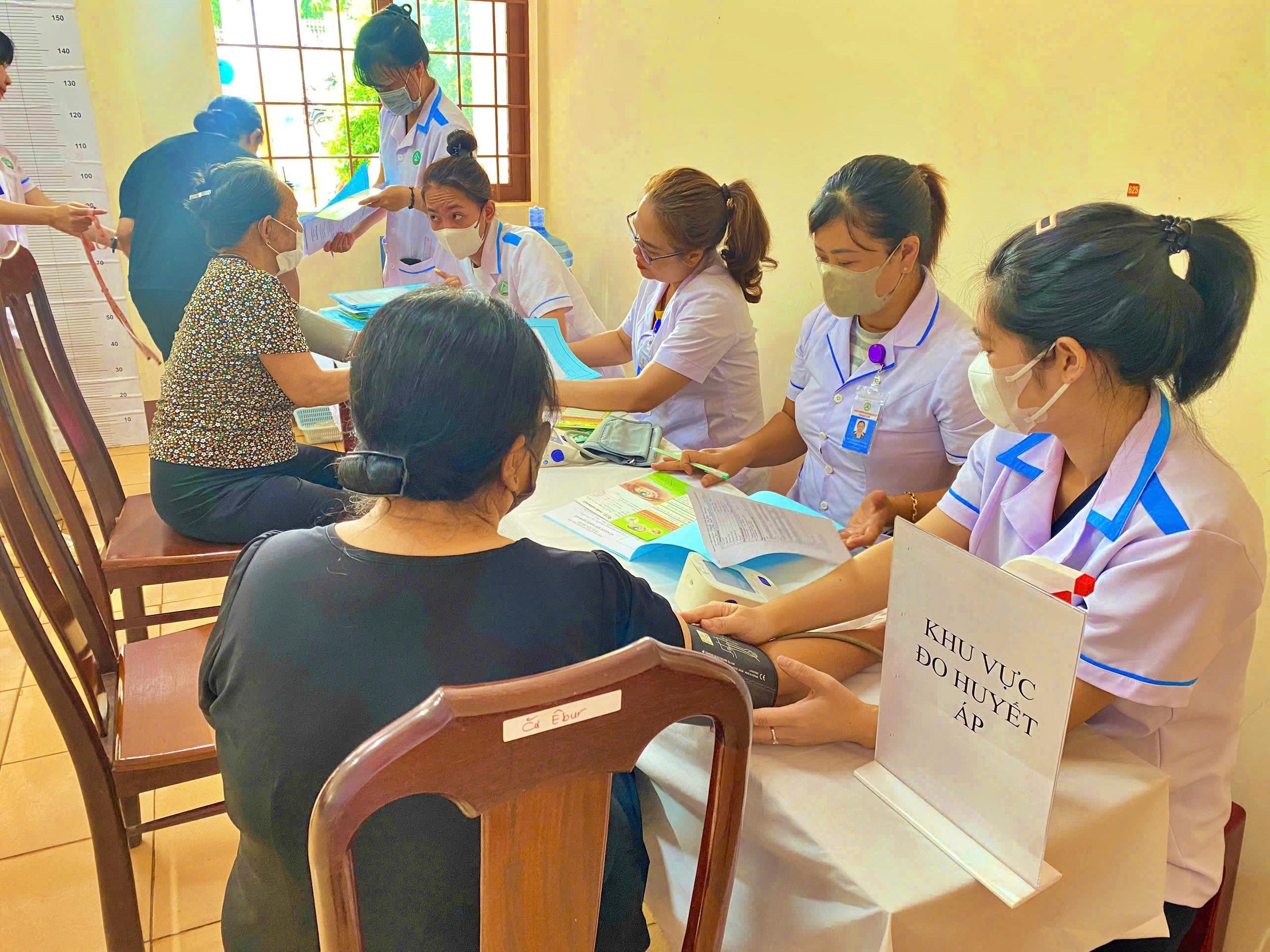 Làm thế nào Buôn Ma Thuột mở rộng chương trình khám sức khỏe miễn phí tới nhóm yếu thế