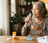 Omega-3 từ cá: nên ăn cá hay dùng viên bổ sung?