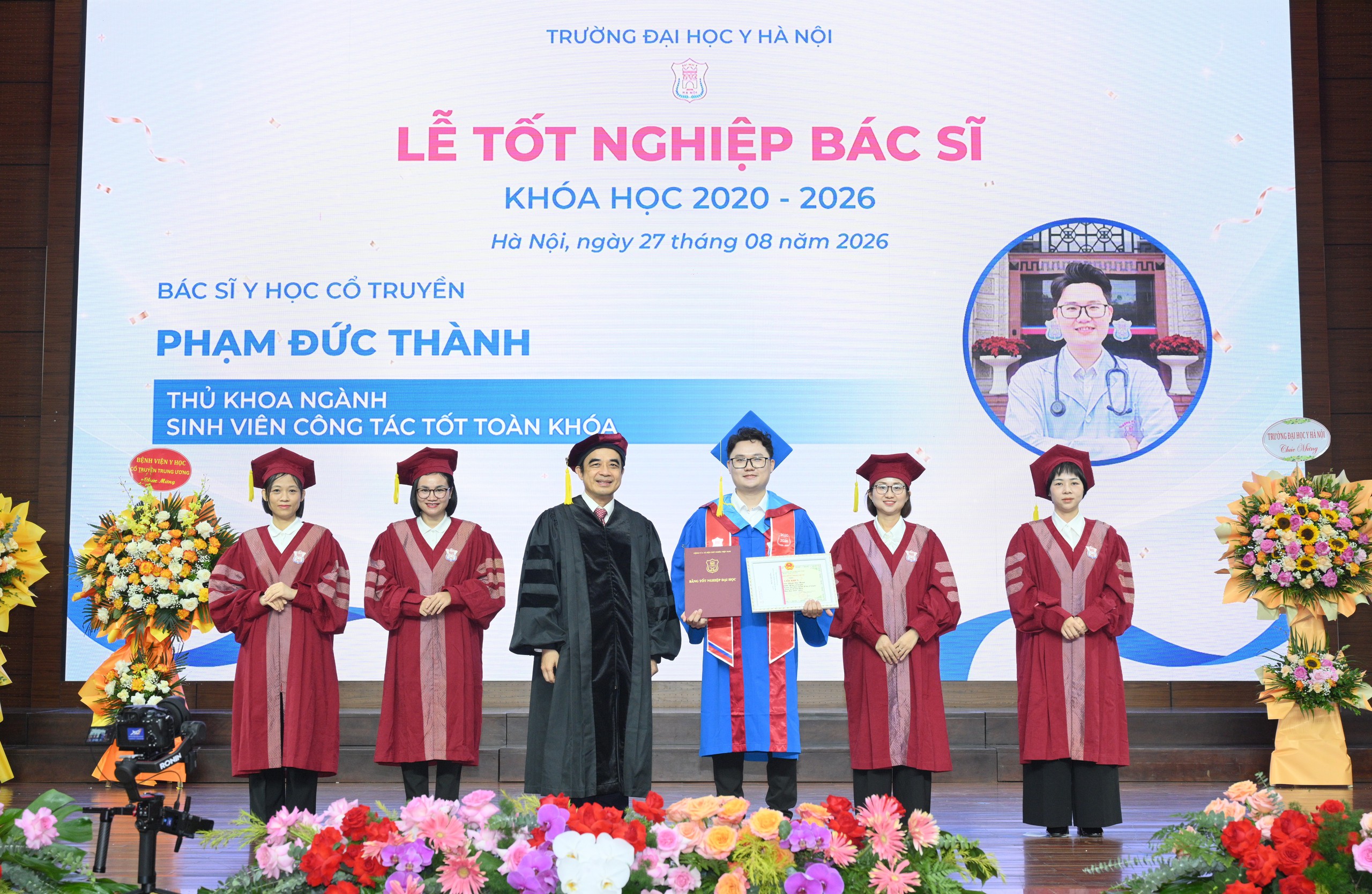 Hành trình đặc biệt của tân thủ khoa Y học cổ truyền- Ảnh 1.